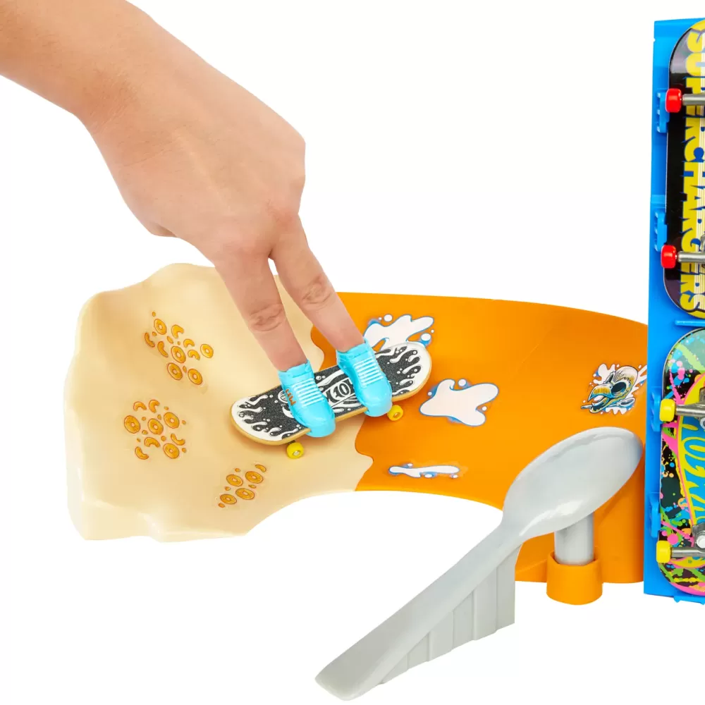 Store Skate Ciotola Per Cereali Da Skate Di Tony Hawk, Playset A Tema Cereali Con 1 Fingerboard E 1 Paio Di Scarpine Da Skate Garage E Circuiti