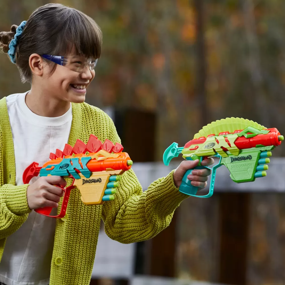 Outlet , Dinosquad Stego-Duo, 2 Blaster, 10 Dardi Elite 2.0, 2 Design A Forma Di Stegosauro, Blaster In Gommapiuma Per Giochi All'Aperto Di Bambini E Bambine Giochi Di Abilita E Sport